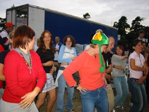 dance.jpg (300�~225)